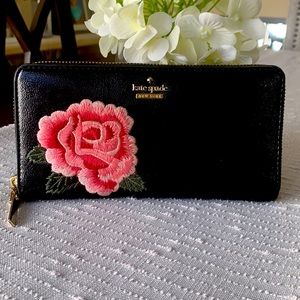 Kate Spade New York Floral Rose Women’s Wallet